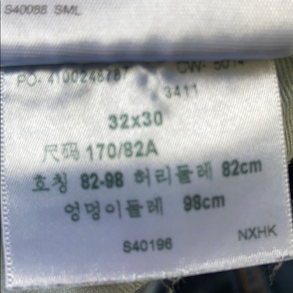 Used Levi Men’s Jeans - Picture 5 of 8